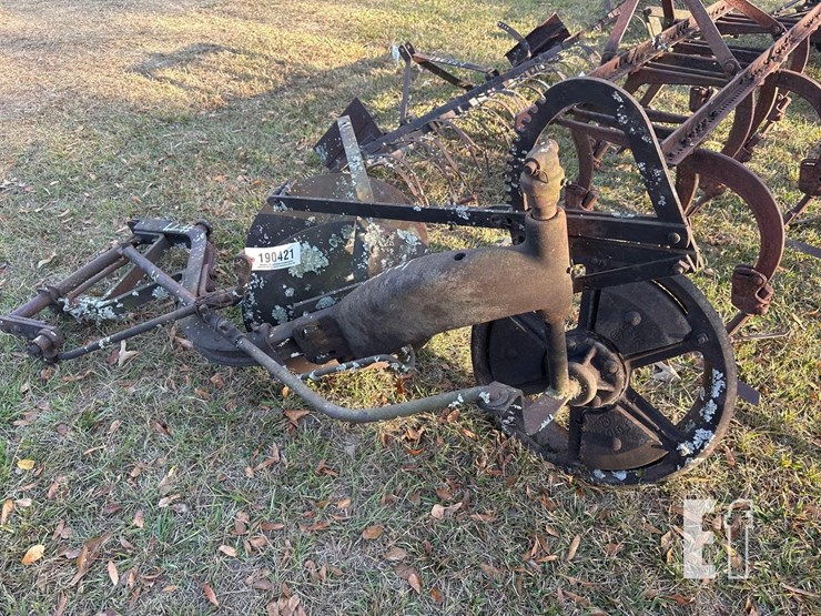 2-disc-tiller-w/-farmall-mounts-image-2