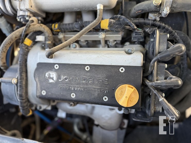 john-deere-gator-xuv-835r-image-23