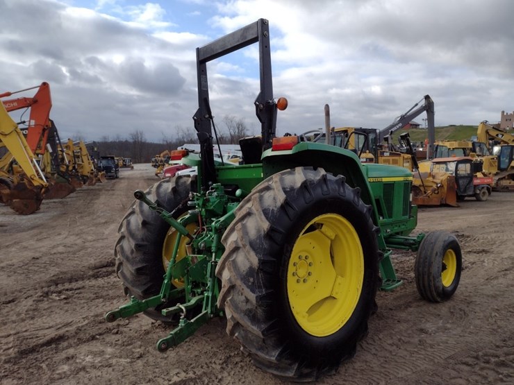 john-deere-6210-image-21