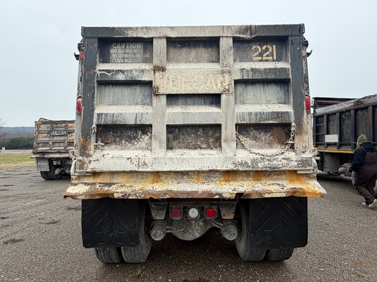 kenworth-t800-image-5