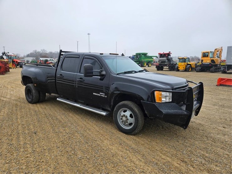 2008-chevrolet-3500-image-7