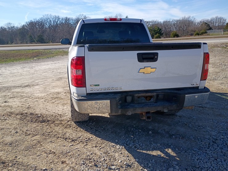 chevrolet-silverado-1500-image-6