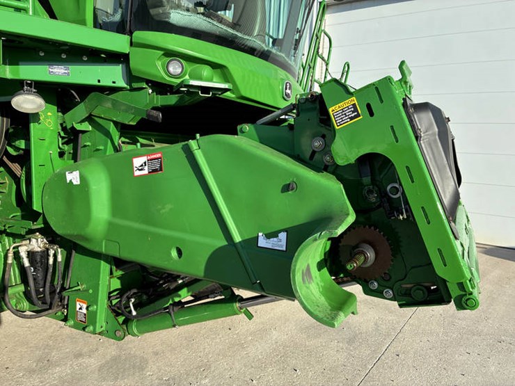 john-deere-s670-image-19