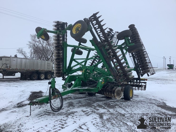 2014-john-deere-2623vt-image-1