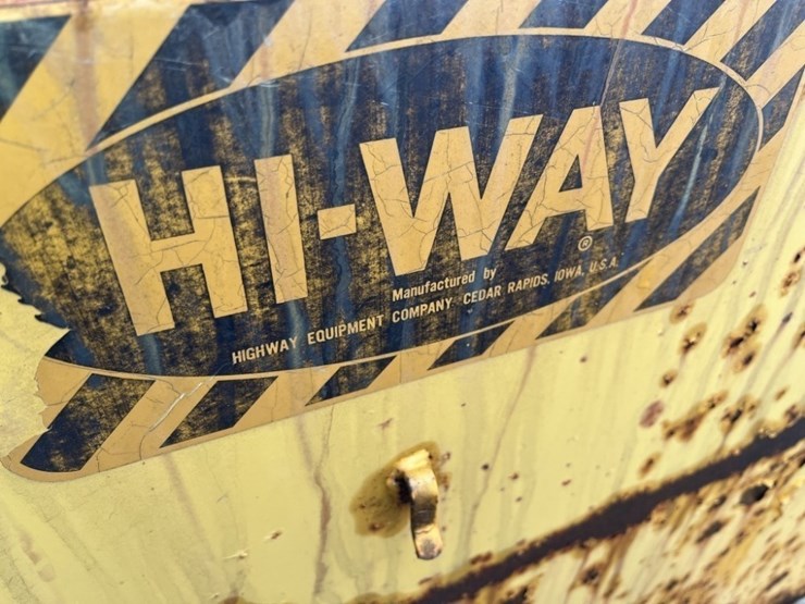 hi-way-p-6-salt-&-sand-spreader-image-5