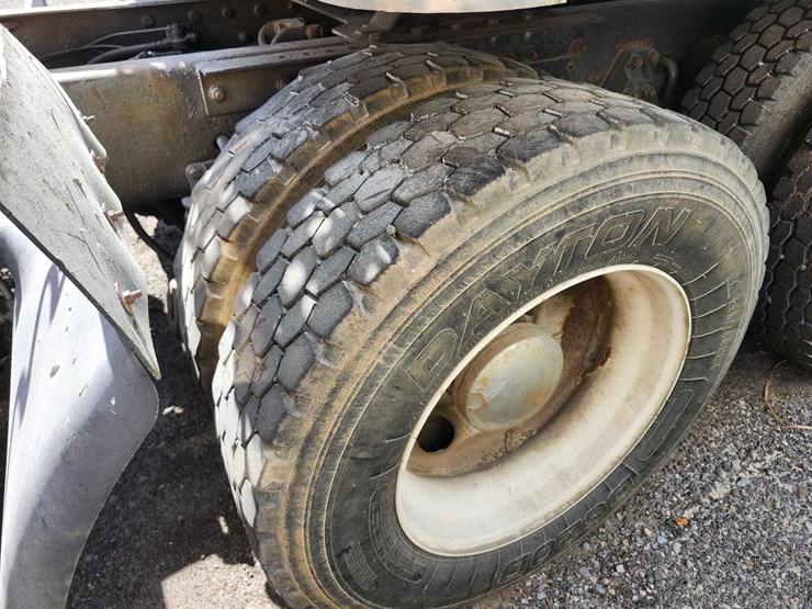 2008-kenworth-t800-image-7