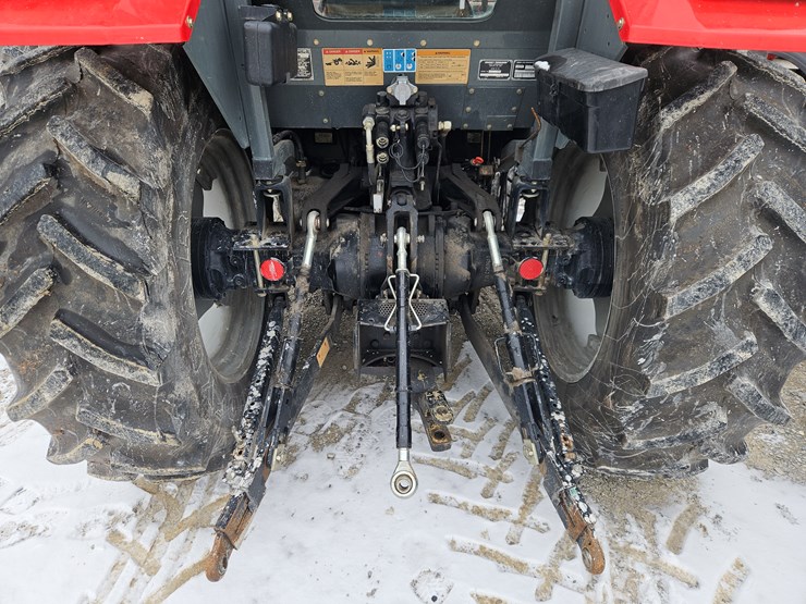 massey-ferguson-4253-image-12