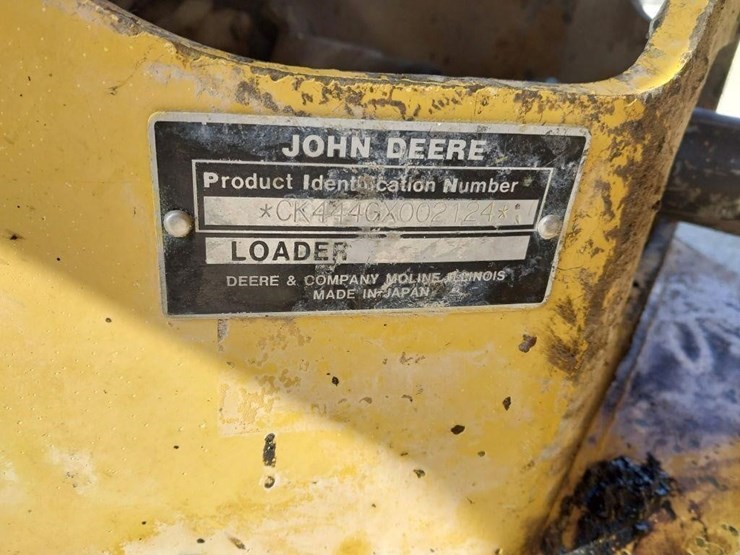 john-deere-444-image-8