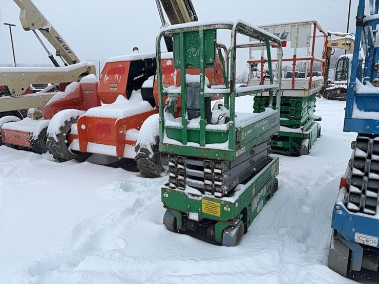 2015-genie-gs1930-image-1