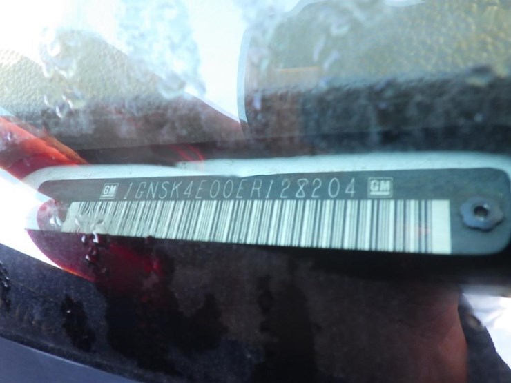 2014-chevrolet-tahoe-image-15