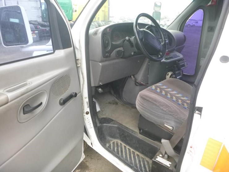 1997-ford-e450-image-8