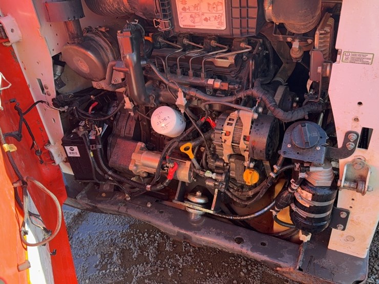bobcat-s550-image-11