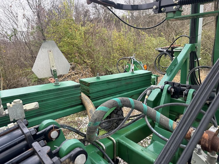 2015-great-plains-np40-image-14