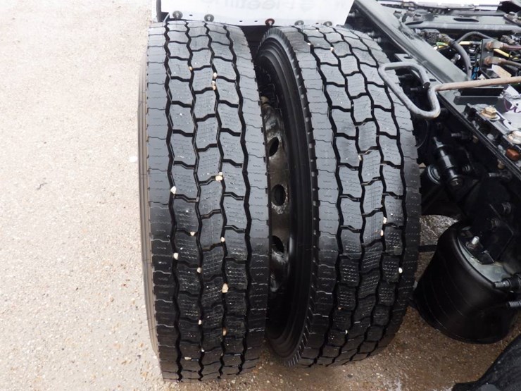 international-lt-image-16