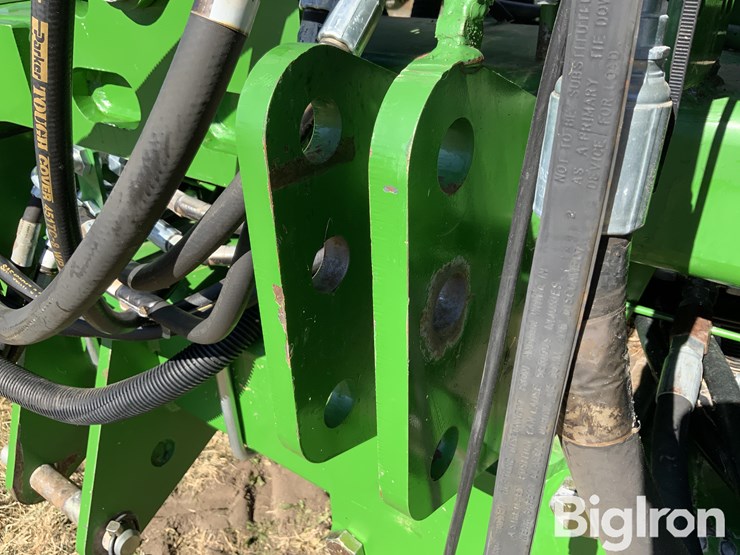 john-deere-dr12-image-12