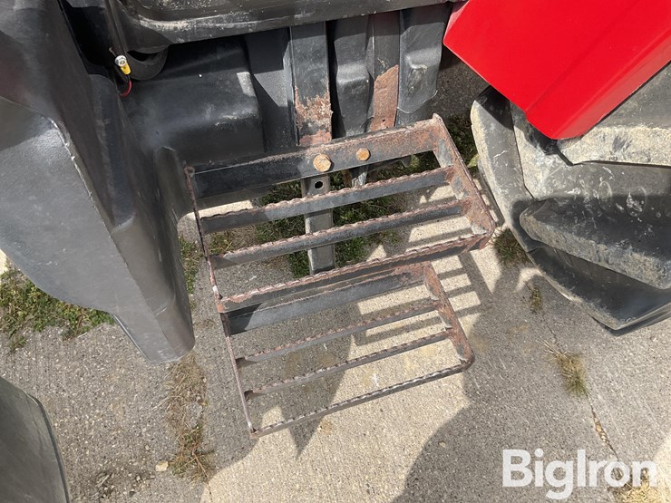 case-ih-farmall-105u-image-16