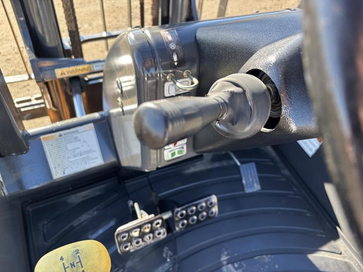 2017-case-586h-image-24