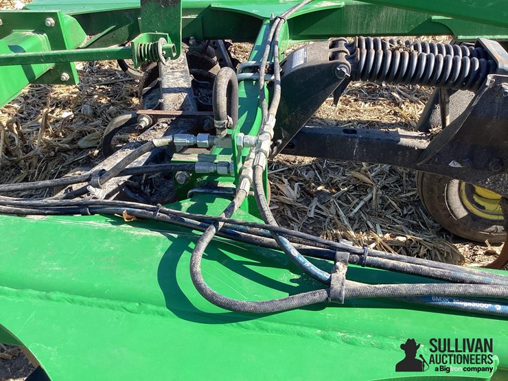 2013-john-deere-2720-image-13