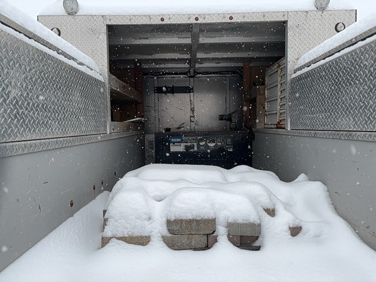 caterpillar-c7-image-7