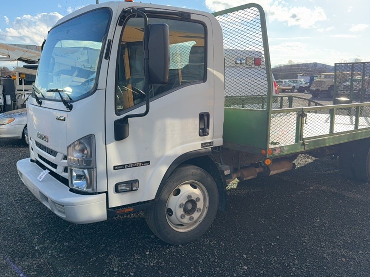 isuzu-npr-hd-image-3