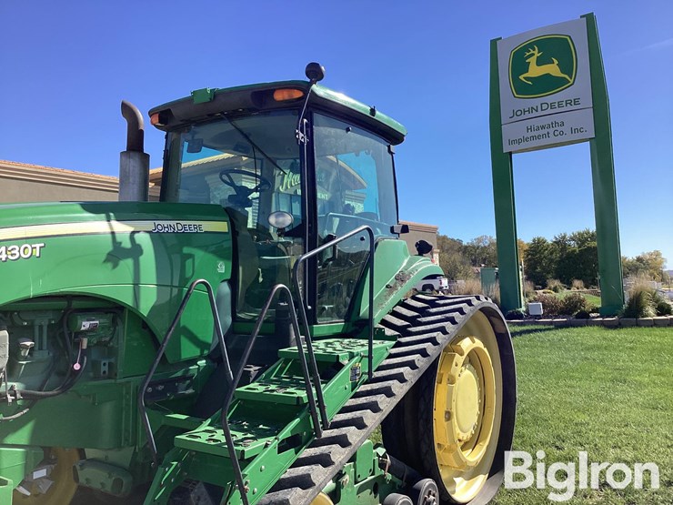 john-deere-8430t-image-12