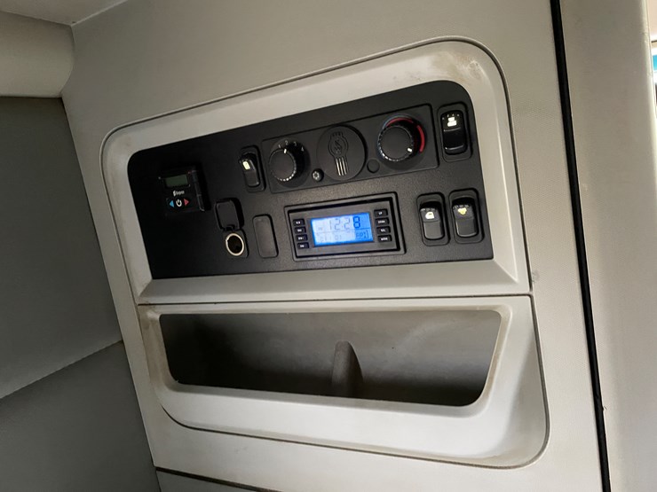 kenworth-t680-image-73