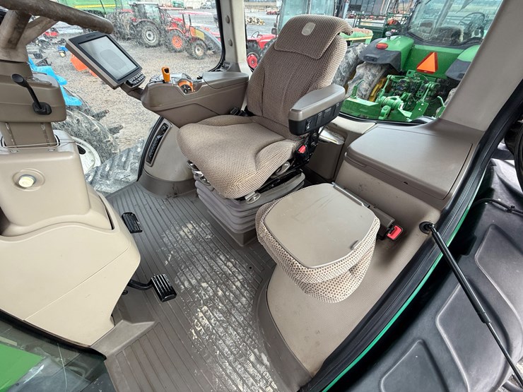 john-deere-8320rt-image-84