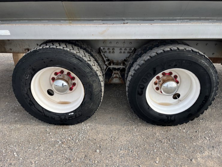 2007-kenworth-t800-image-13