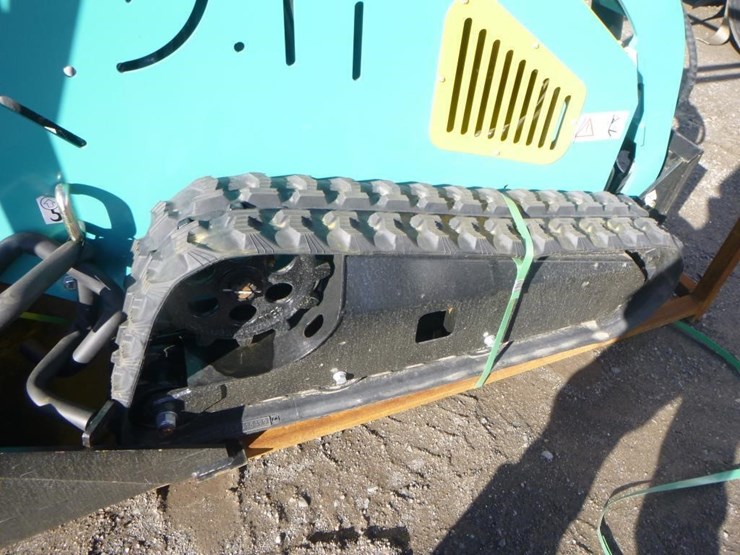 2024-mach-pro-mp-s300-skid-steer-track-loader-image-17