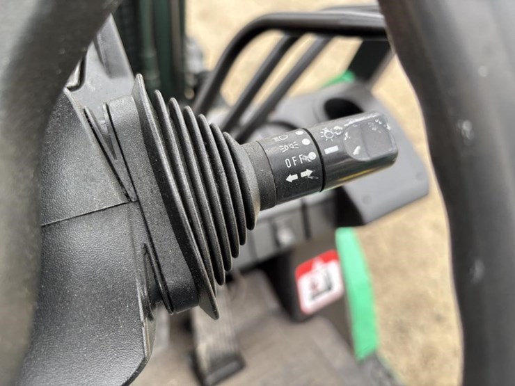 2020-mitsubishi-fg25n-image-22