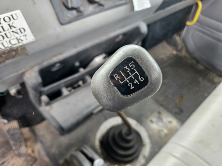 freightliner-fl70-image-55