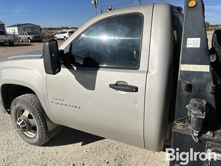 gmc-sierra-3500-image-14