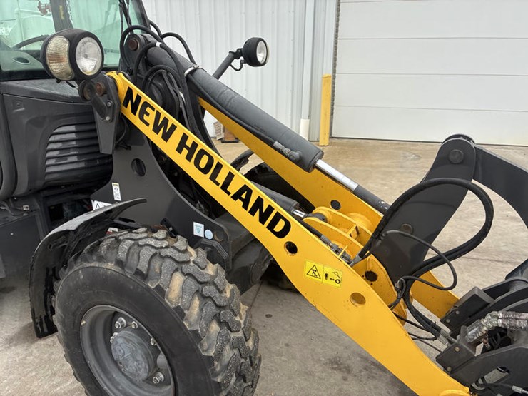 #122463-•-2023-nh-w50c-#fnhw50csnjhp00463-image-22