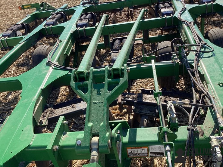 2013-john-deere-2720-image-18