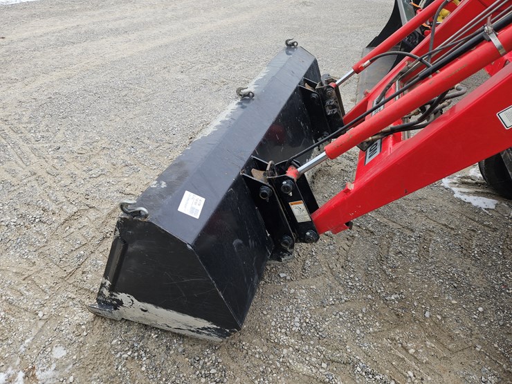 massey-ferguson-4253-image-24