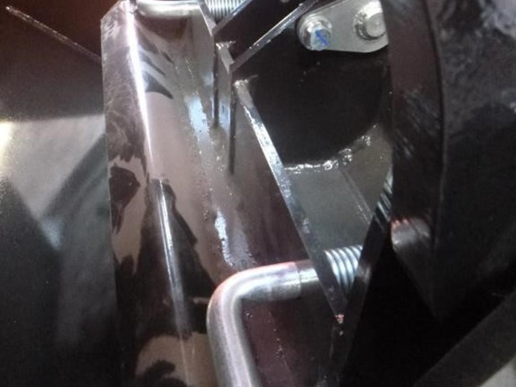 2025-agt-sda-140t-skid-steer-track-loader-image-10