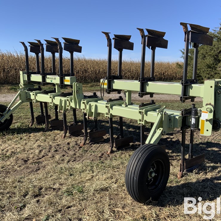 2013 Orthman 12R30” Hiller