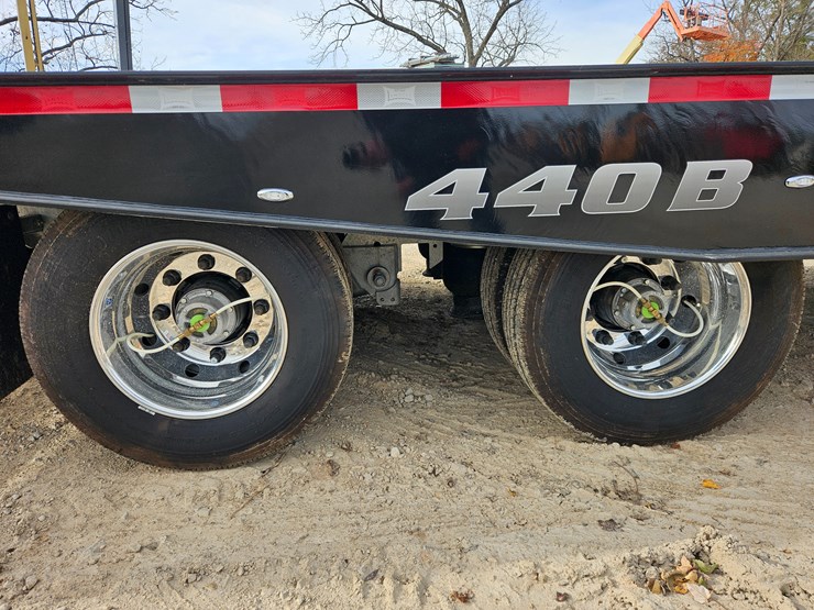 2025-landoll-440-image-31