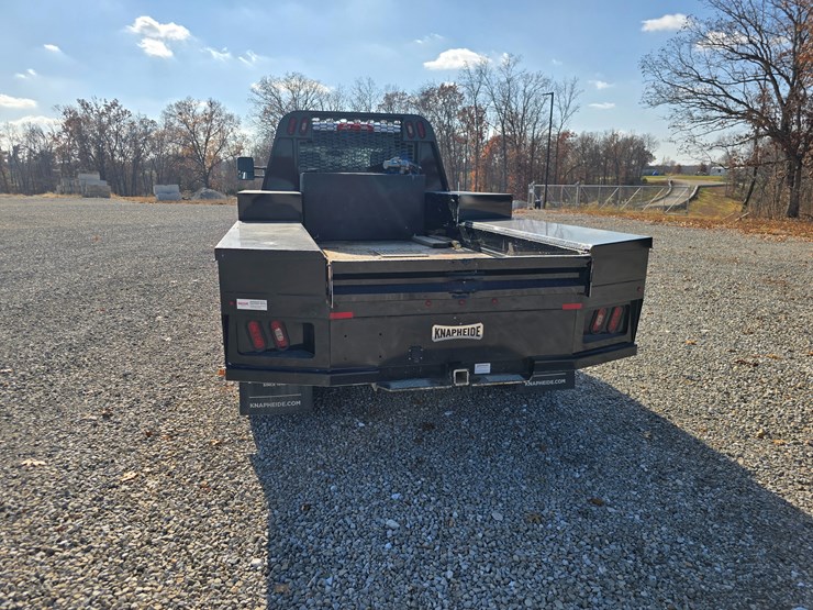 chevrolet-silverado-5500hd-image-21