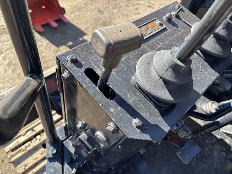 kubota-kh26sr-image-26