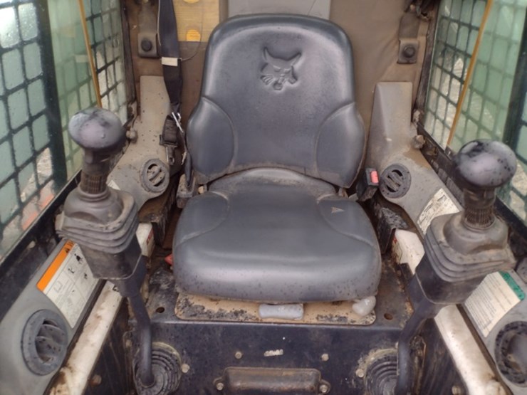 bobcat-s300-image-11