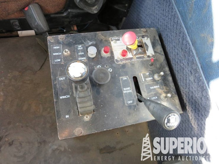 2006-freightliner-fld120-classic-image-15