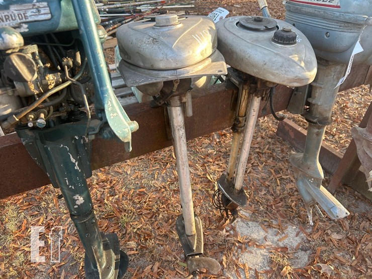 vintage-evinrude-motor-image-2