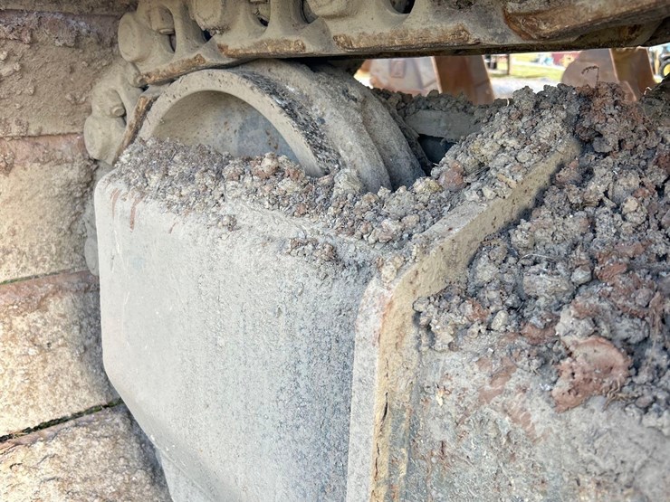 volvo-ec220el-image-13