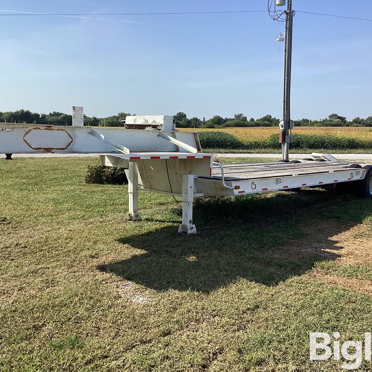 1991 Homemade 32.5’ T/A Fixed Neck Lowboy