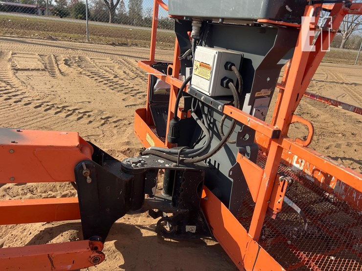 jlg-660sj-image-23