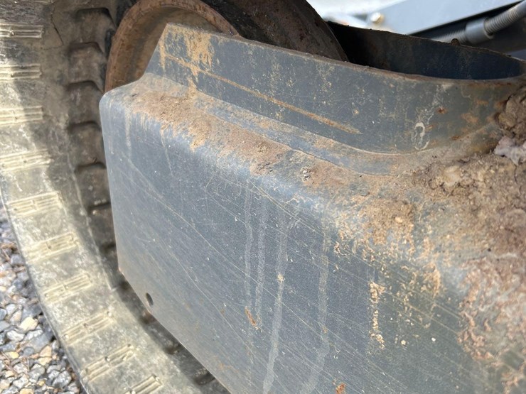 2020-takeuchi-tb235-2-image-16