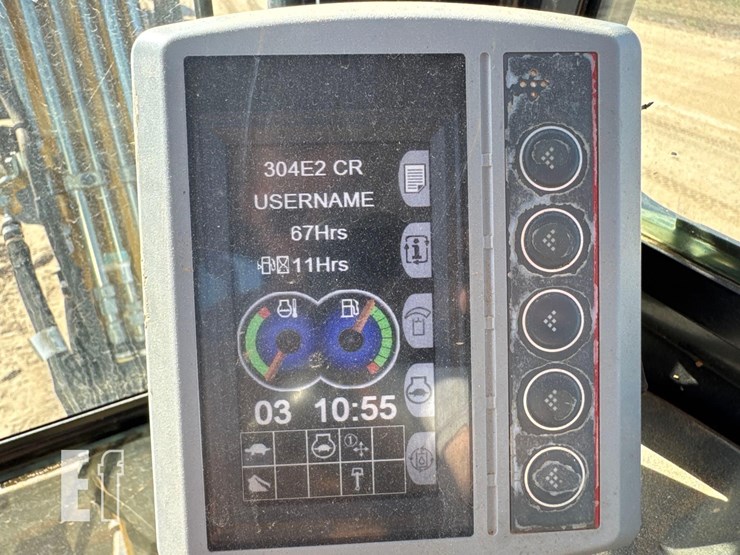 2017-caterpillar-304e2-cr-image-32