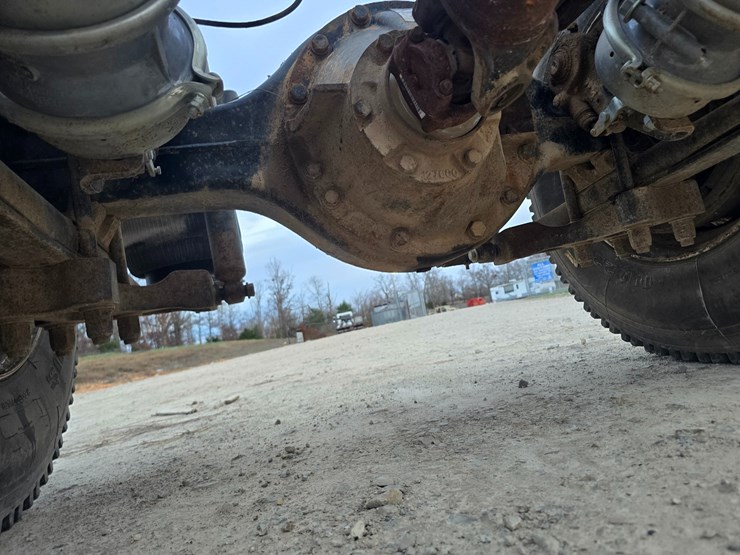 international-durastar-4300-image-70