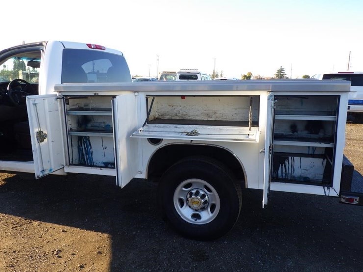 2009-chevrolet-2500hd-image-8